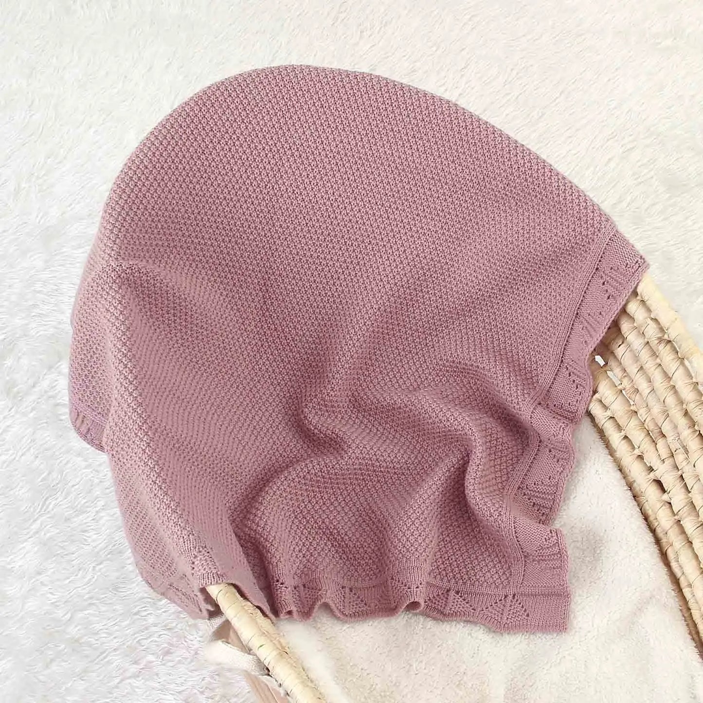 CuddleKnit Baby Blanket – Soft & Cozy Swaddle Wrap