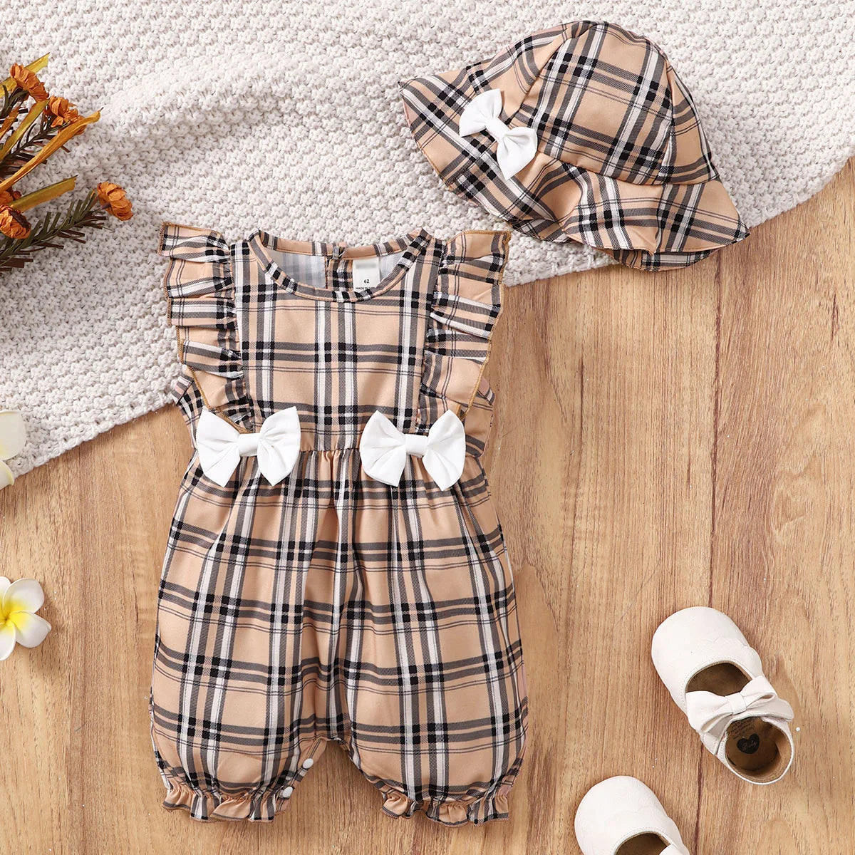 SunnyBloom Plaid Romper & Hat Set ā 0-18 Months