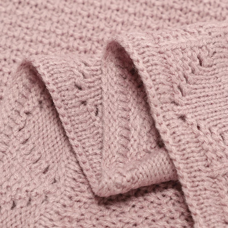 CuddleKnit Baby Blanket – Soft & Cozy Swaddle Wrap